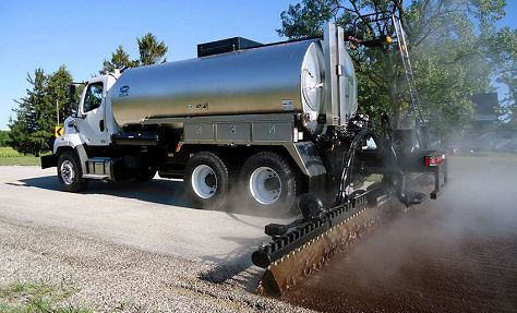 Asphalt-distribution-truck(001) Asphalt-distribution-truck(001)